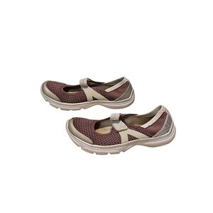 Naturalizer Burgundy/Gray Athletic Shoes